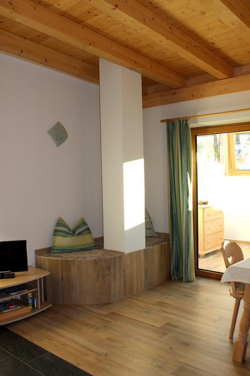 Schneiderhof Villa Oberperfuss Habitación foto